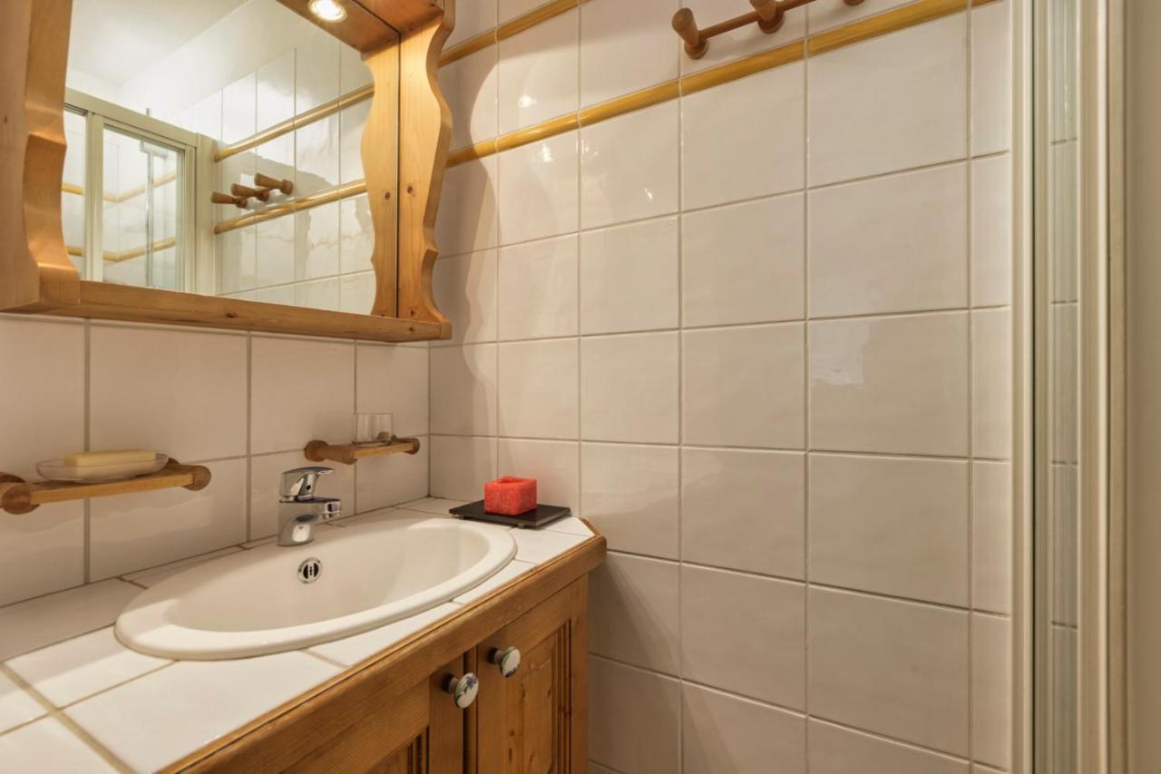 Apartamento Grepon -city Center - Free Swimming Pool, Sauna, Gym - Free Parking - By Cozee