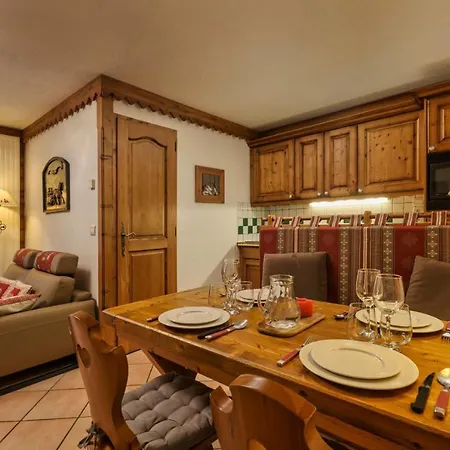 Grepon -City Center - Free Swimming Pool, Sauna, Gym - Free Parking - By Cozee Rentals Chamonix Exterior photo
